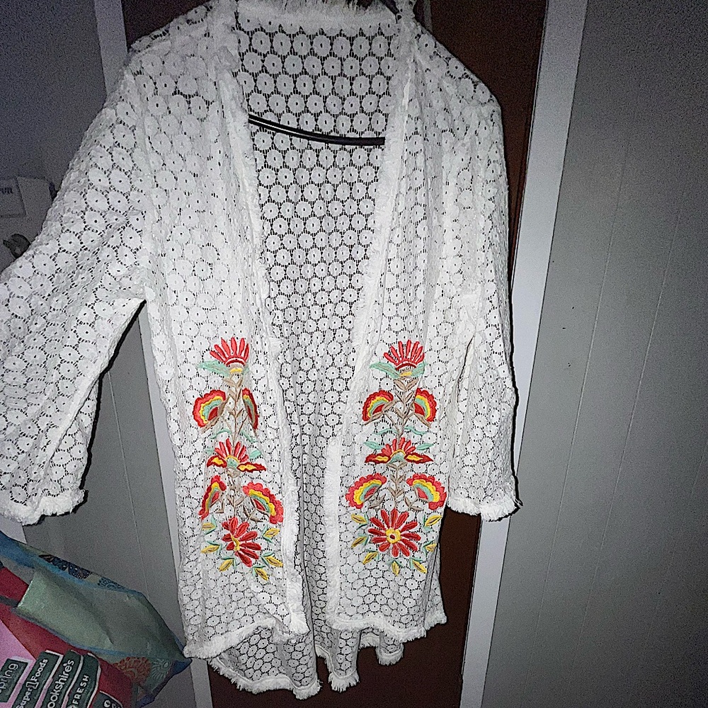 flower white cardigan